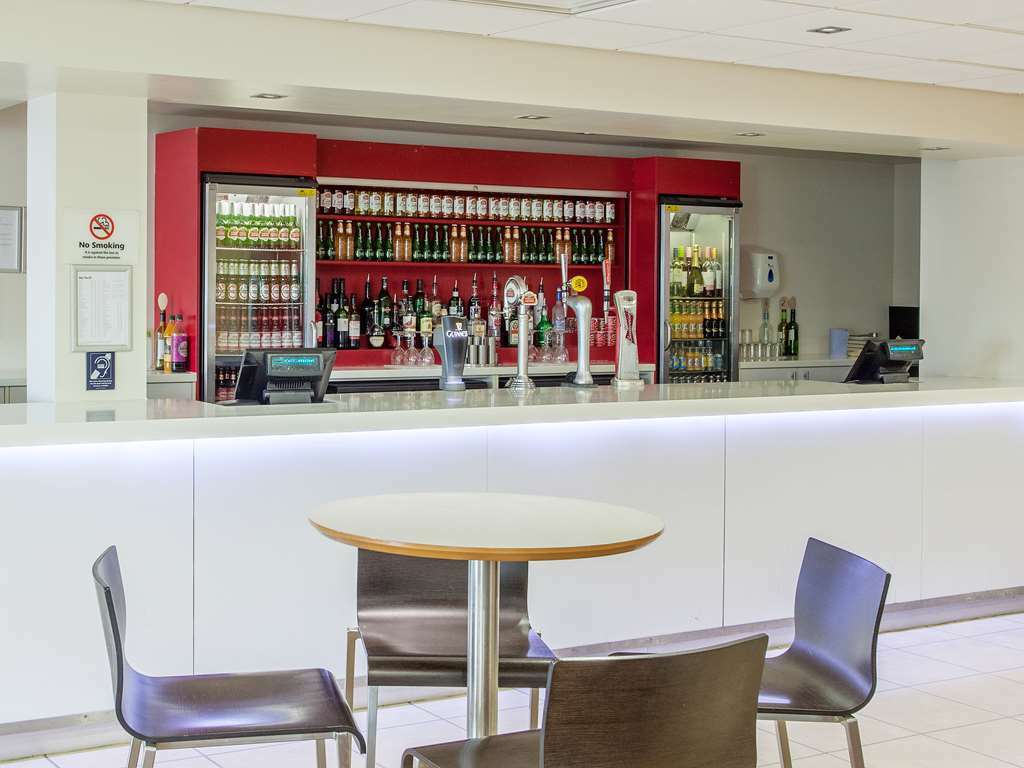 Ibis Budget London Heathrow Central Cranford Restaurante foto